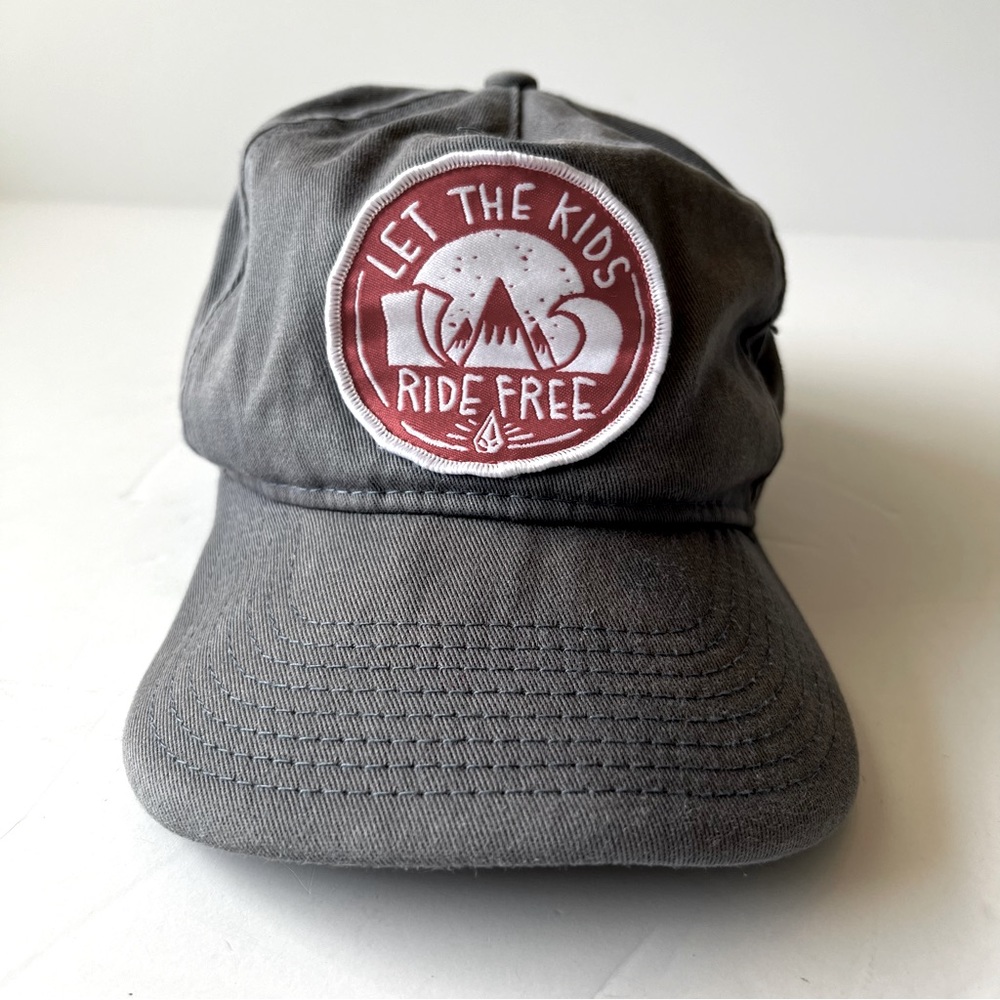 New Era Volcom Gray Surfrider Hat